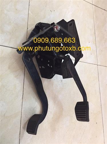 Bàn đạp ga, thắng Ford TRANSIT 2009-2014 CH Ford transit 2008